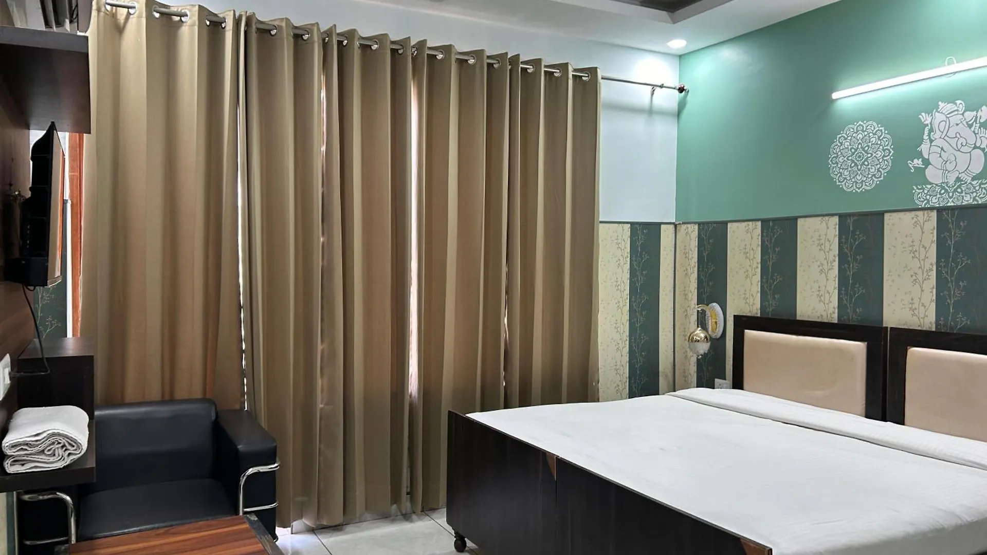 Tanvi Premium Residency-Close To Artemis, Medanta & Fortis Gurgaon India